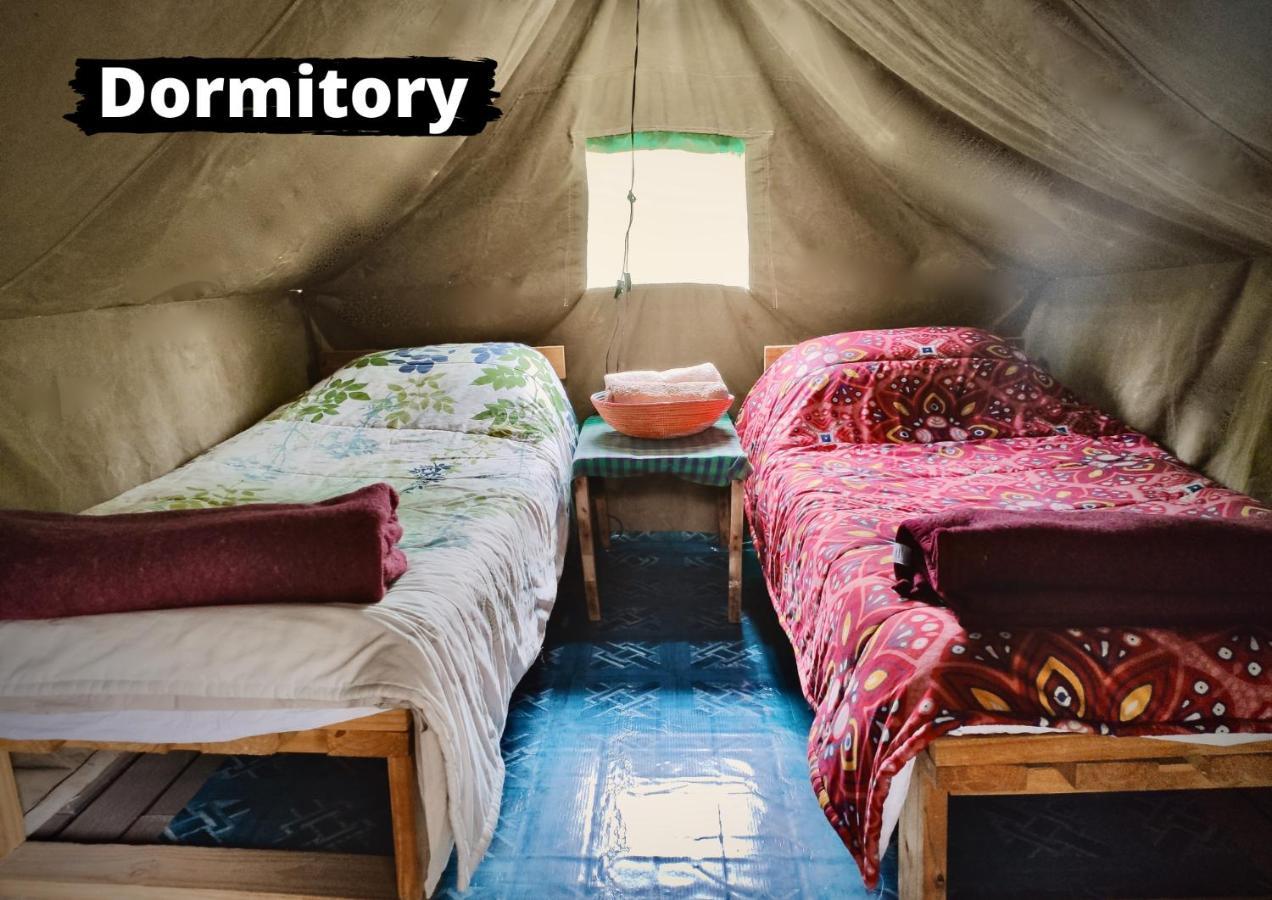 Eselbe Camp Backpackers Vandrehjem Nata Eksteriør billede